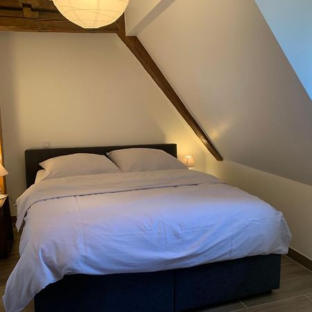 Le Clocher " Sous Les Combles" Parking Gratuit Beblenheim Kültér fotó